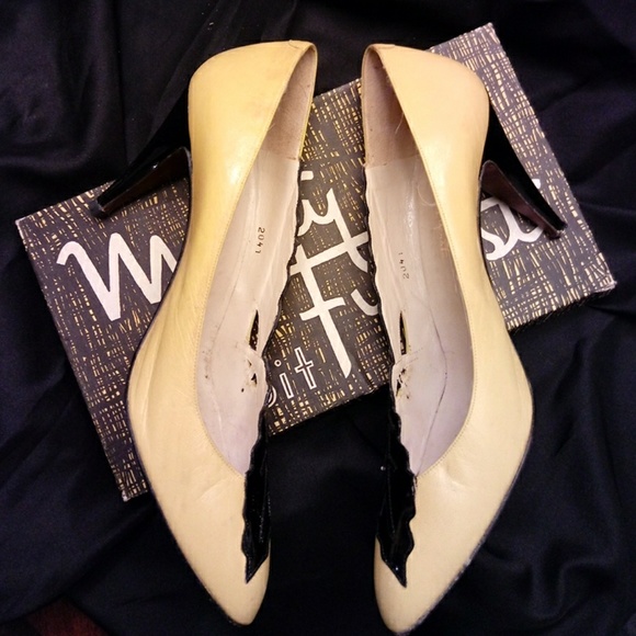 Shoes - Picture 4 of 7